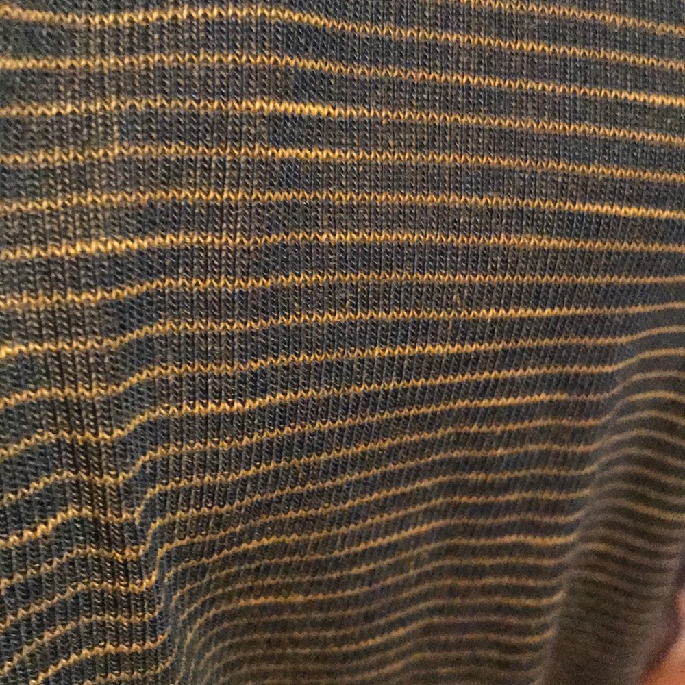 Lindsay Medium- Lularoe - Picture 4 of 6
